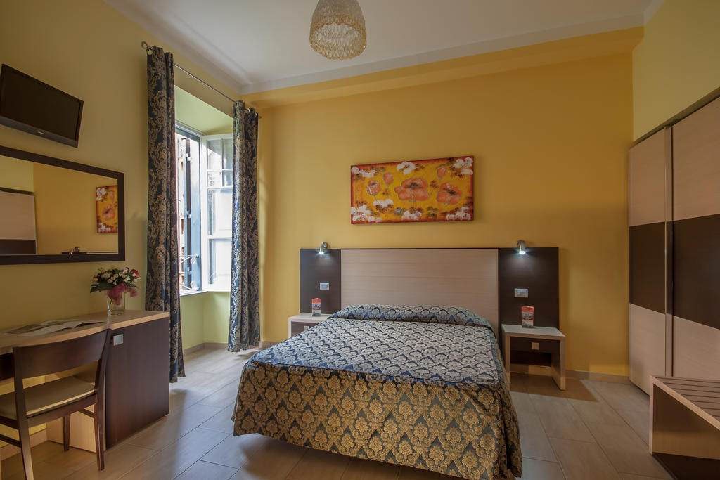Alex Place Rome Bilik gambar